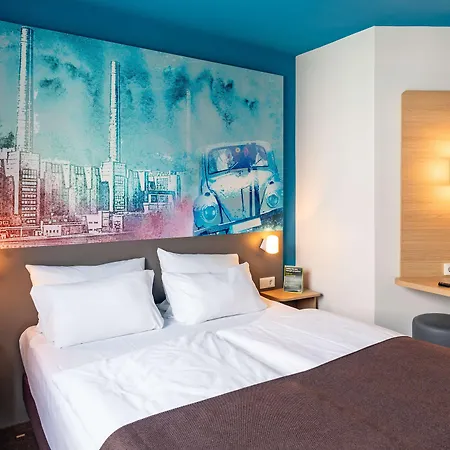 Wolfsburg-weyhausen Hotel 3*