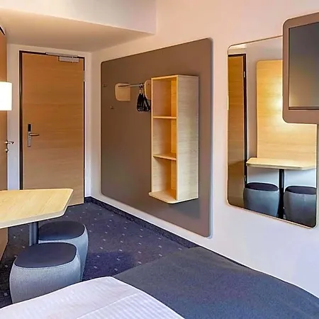 ホテル Wolfsburg-weyhausen 3*