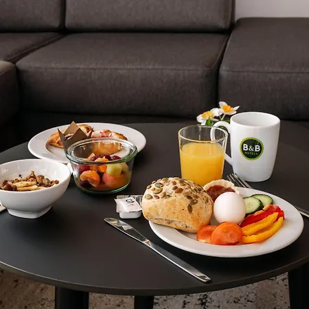 Wolfsburg-weyhausen Hotel 3*