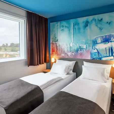 Hotel Wolfsburg-weyhausen 3*