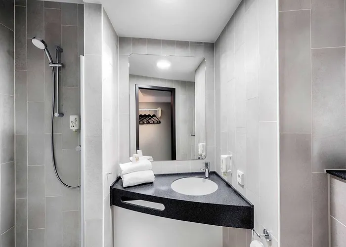 Wolfsburg-weyhausen Отель 3*